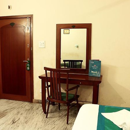 Oyo 1224 New Alipore Calcutta Extérieur photo
