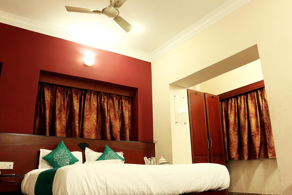 Oyo 1224 New Alipore Calcutta Extérieur photo