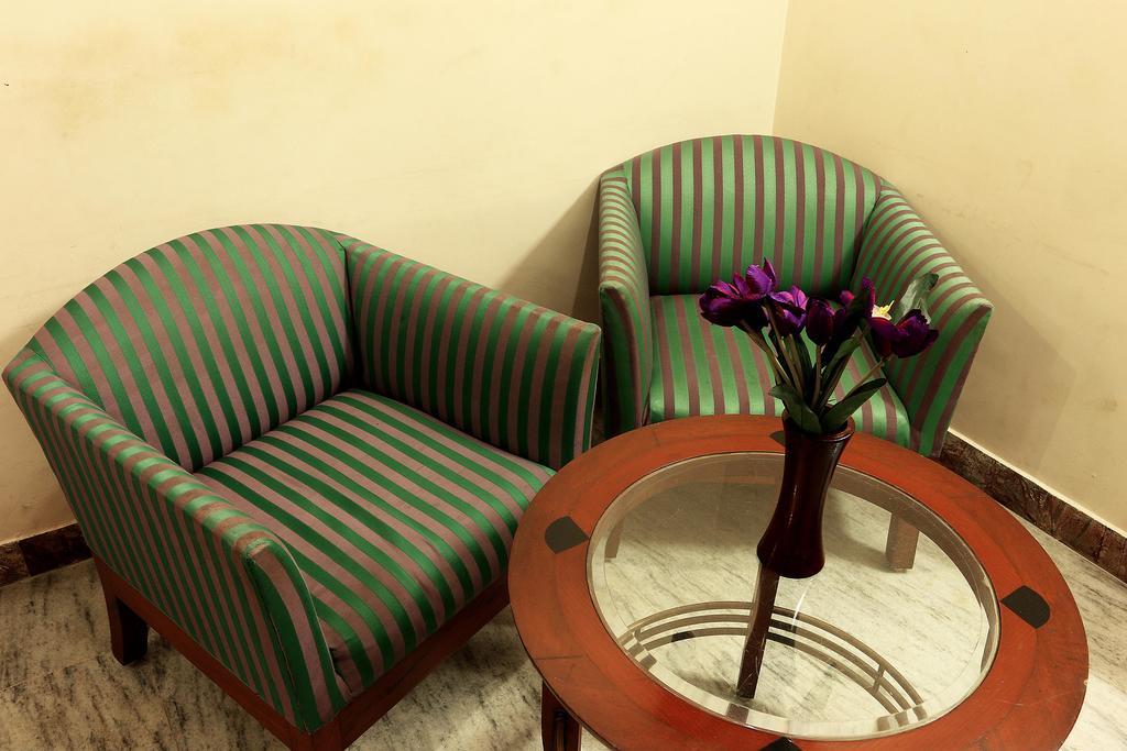 Oyo 1224 New Alipore Calcutta Extérieur photo