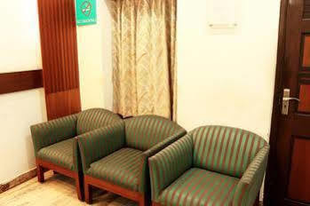 Oyo 1224 New Alipore Calcutta Extérieur photo