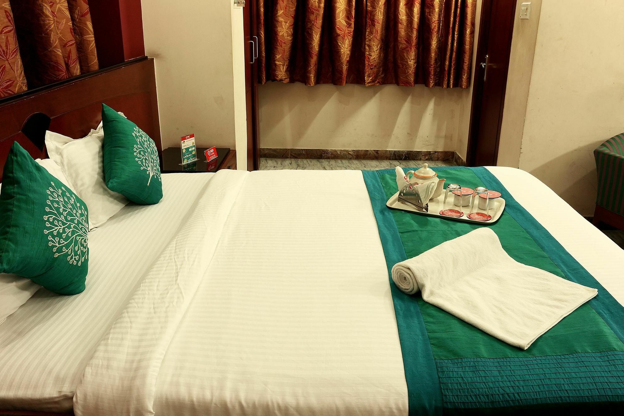 Oyo 1224 New Alipore Calcutta Extérieur photo
